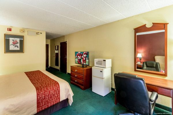 Hotel Red Roof Morehead